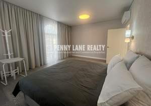 Дом 198м², 2-этажный, участок 4 сот.