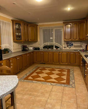 Дом 453м², 3-этажный, участок 20 сот.