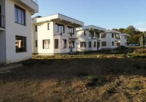 Дом 238м², 2-этажный, участок 5 сот.