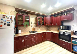 Дом 122м², 2-этажный, участок 11 сот.