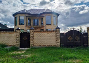 Дом 184м², 2-этажный, на длительный срок, 