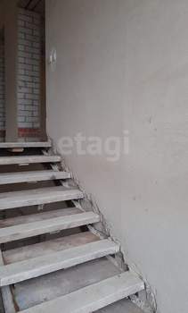 Дом 267м&sup2;, 2-этажный, участок 9 сот.  