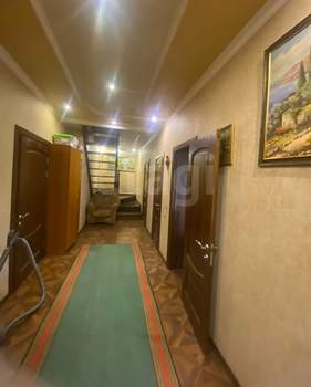 Дом 274м&sup2;, 3-этажный, участок 6 сот.  