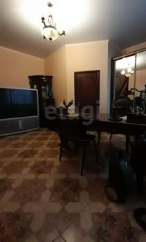 Дом 253м&sup2;, 2-этажный, участок 4 сот.  