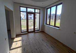 Дом 160м², 3-этажный, участок 5 сот.  