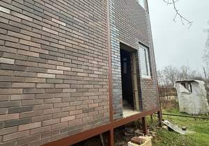 Дом 182м&sup2;, 2-этажный, участок 10 сот.  