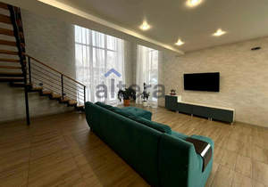 Дом 238м&sup2;, 2-этажный, участок 7 сот.  