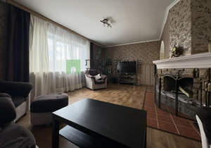 Дом 260м², 3-этажный, участок 9 сот.  