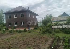 Дом 182м², 2-этажный, участок 10 сот.  