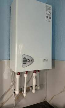 Дом 88м&sup2;, 2-этажный, участок 5 сот.  