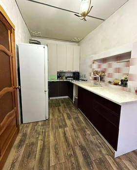 Дом 195м², 2-этажный, участок 8 сот.  