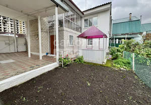 Дом 112м&sup2;, 2-этажный, участок 3 сот.  