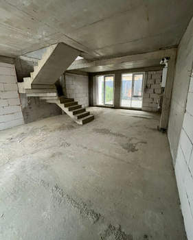 Дом 150м&sup2;, 2-этажный, участок 1 сот.  