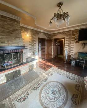 Дом 274м², 3-этажный, участок 6 сот.  