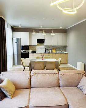 Дом 255м², 3-этажный, участок 3 сот.  