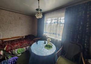 Дом 30м², 2-этажный, участок 5 сот.  