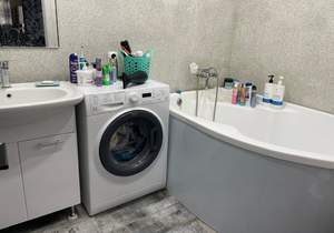 Дом 219м&sup2;, 2-этажный, участок 8 сот.  