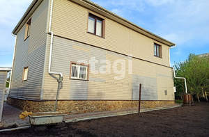 Дом 150м&sup2;, 2-этажный, участок 9 сот.  