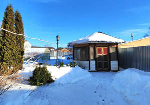 Дом 310м&sup2;, 3-этажный, участок 8 сот.  