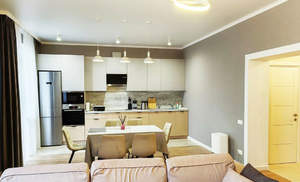 Дом 255м&sup2;, 3-этажный, участок 3 сот.  