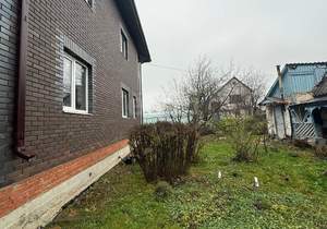 Дом 182м&sup2;, 2-этажный, участок 10 сот.  