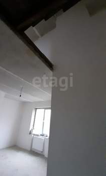 Дом 270м&sup2;, 2-этажный, участок 3 сот.  