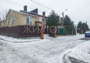 Дом 270м&sup2;, 3-этажный, участок 2 сот.  