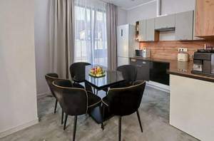 Дом 153м&sup2;, 2-этажный, участок 3 сот.  