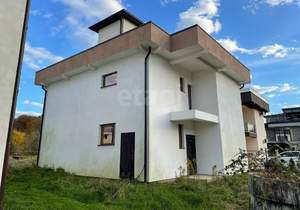 Дом 238м&sup2;, 2-этажный, участок 5 сот.  