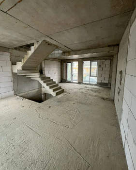 Дом 150м&sup2;, 2-этажный, участок 1 сот.  