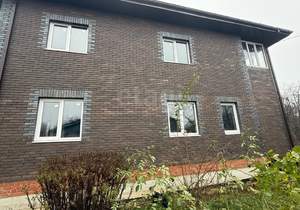 Дом 182м&sup2;, 2-этажный, участок 10 сот.  