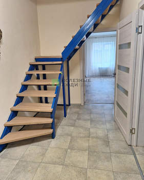 Дом 155м², 2-этажный, участок 8 сот.  