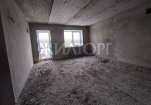 Дом 270м&sup2;, 3-этажный, участок 2 сот.  