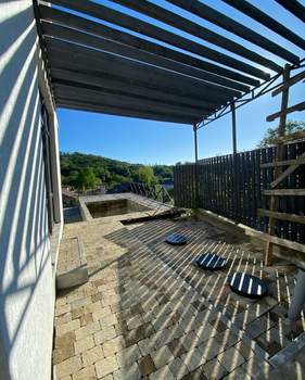 Дом 285м&sup2;, 2-этажный, участок 5 сот.  