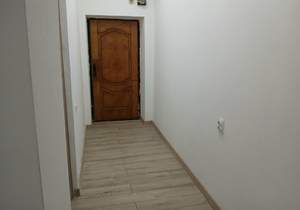 2-к квартира, вторичка, 42м2, 1/2 этаж