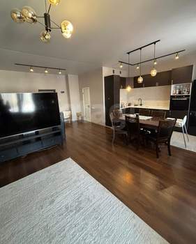 2-к квартира, вторичка, 74м2, 5/19 этаж