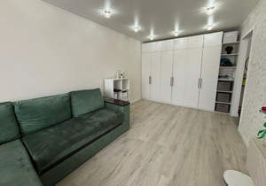 2-к квартира, вторичка, 50м2, 9/9 этаж