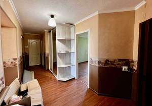 3-к квартира, вторичка, 82м2, 8/9 этаж