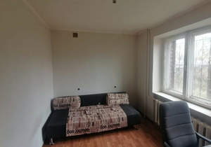 2-к квартира, вторичка, 39м2, 1/9 этаж