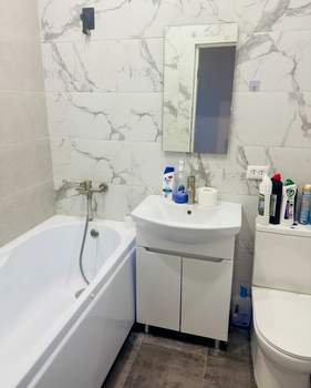 1-к квартира, вторичка, 38м2, 8/17 этаж