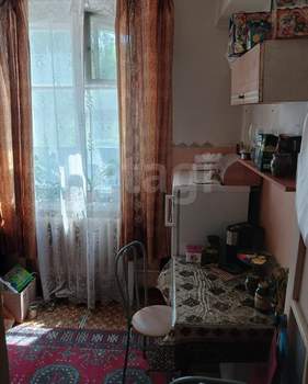 2-к квартира, вторичка, 41м2, 1/4 этаж