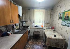 2-к квартира, вторичка, 62м2, 1/1 этаж