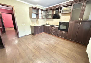 3-к квартира, вторичка, 88м2, 1/10 этаж