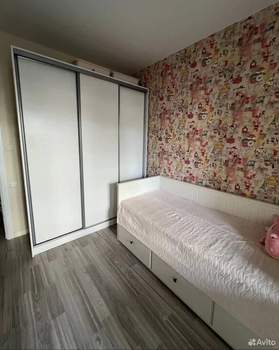 2-к квартира, вторичка, 53м2, 1/5 этаж