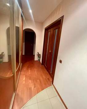 2-к квартира, вторичка, 60м2, 3/6 этаж