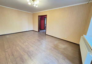 3-к квартира, вторичка, 88м2, 1/10 этаж