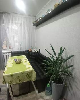2-к квартира, вторичка, 53м2, 1/9 этаж