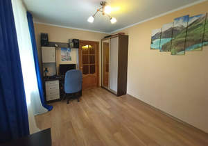 2-к квартира, вторичка, 53м2, 1/9 этаж