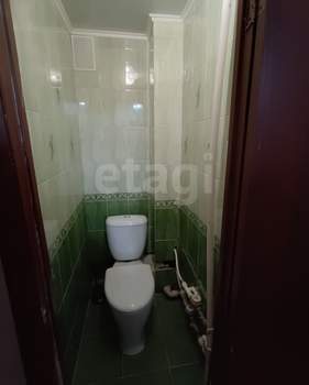 3-к квартира, вторичка, 64м2, 1/9 этаж