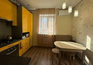 2-к квартира, вторичка, 49м2, 3/3 этаж